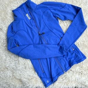 Leo star atheletics jacket 💙💙